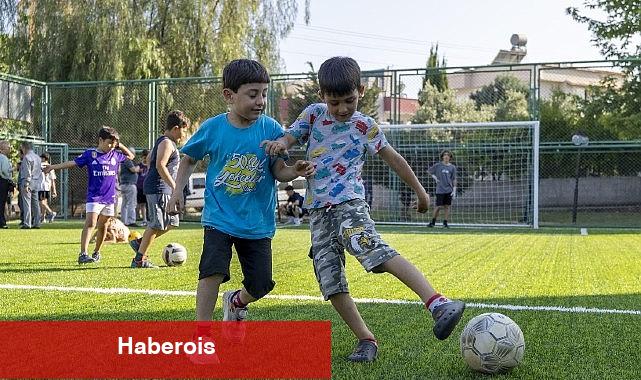 Yenişehir Belediyesi çocuklar için mahallelerde halı saha açmaya devam ediyor - Haberois Yenişehir Belediyesi çocuklar için mahallelerde halı saha açmaya devam ediyor