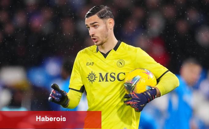 Alex Meret 2027'ye kadar Napoli'de