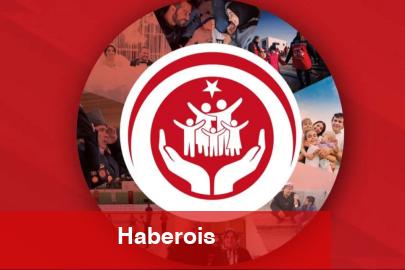 Bakanlıktan örnek yaklaşım... Panoya ziyan veren gençlerle sağduyulu tahlil - Haberois Bakanlıktan örnek yaklaşım... Panoya ziyan veren gençlerle sağduyulu tahlil