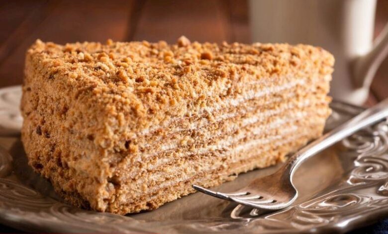 Ballı Rus Pastası
