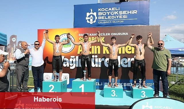 Başpehlivanlarda çeyrek finalistler belirli oldu - Haberois Başpehlivanlarda çeyrek finalistler belirli oldu