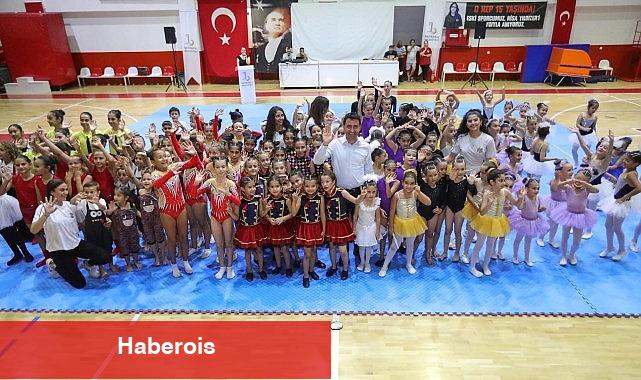 Bayraklılı kursiyerlerden yıl sonu gösterisi - Haberois Bayraklılı kursiyerlerden yıl sonu gösterisi