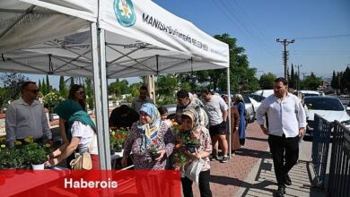 Bayramda Çiçekler Büyükşehir'den - Haberois Bayramda Çiçekler Büyükşehir'den