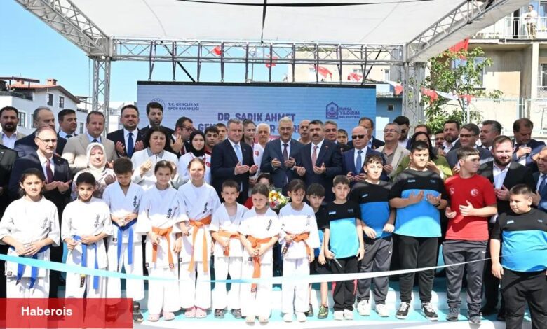 Bursa Yıldırım’da 7’den 70’e spor ve kültür merkezi açıldı - Haberois Bursa Yıldırım’da 7’den 70’e spor ve kültür merkezi açıldı