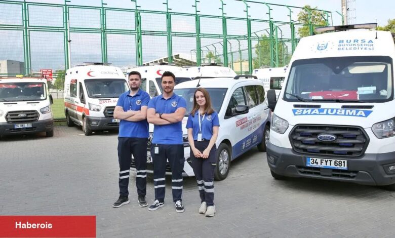 Bursa'da bayramda da kesintisiz sıhhate devam