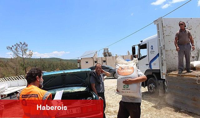 Büyükşehir'den çiftçilere gübre takviyesi - Haberois Büyükşehir'den çiftçilere gübre takviyesi