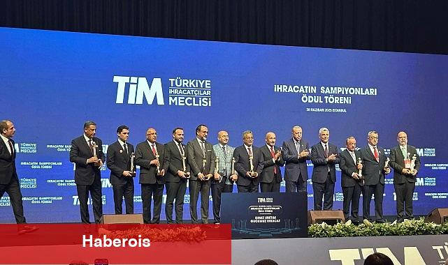 Corendon Airlines bir defa daha ihracat şampiyonları ortasında