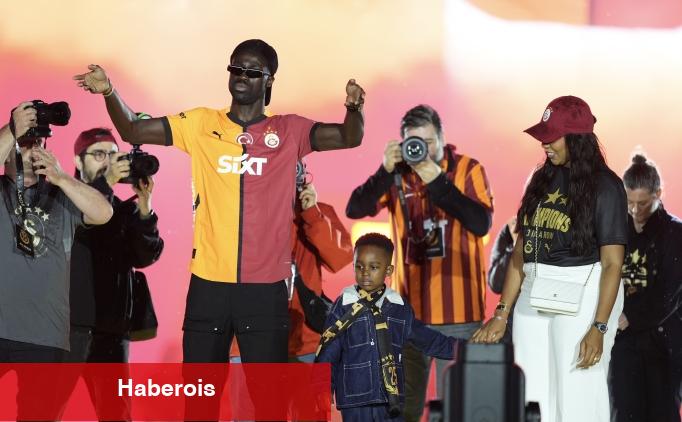 Davinson Sanchez'e Kolombiya'dan büyük övgü! - Haberois Davinson Sanchez'e Kolombiya'dan büyük övgü!