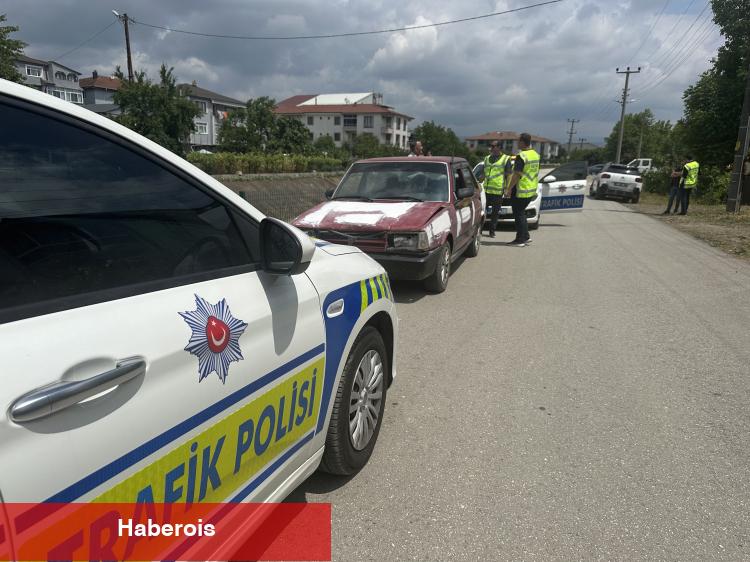 Düzce'de ehliyetsiz çocuk şoför drift faciasına neden oldu