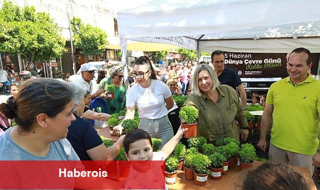 Efes Selçuk'ta Etraf Günü Çocuk Müzisyenlerin Ritmiyle Kutlandı