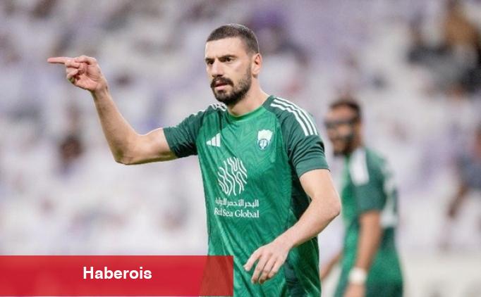 Fenerbahçe'de gaye Merih Demiral!