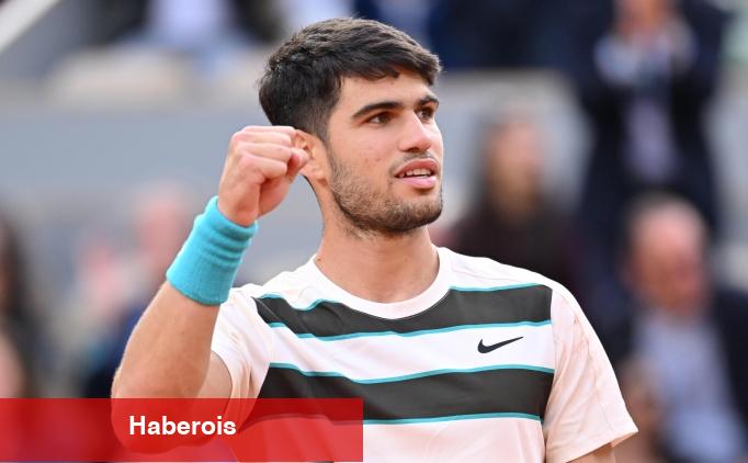 Fransa Açık'ta tarihi final: Alcaraz kazandı