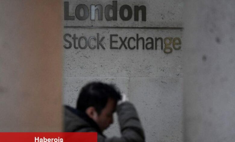 FTSE 100: Endeks sabit, sterlin tarife telaşları ortasında güçlü; konut fiyatları Mayıs’ta yükseldi - Haberois FTSE 100: Endeks sabit, sterlin tarife telaşları ortasında güçlü; konut fiyatları Mayıs’ta yükseldi