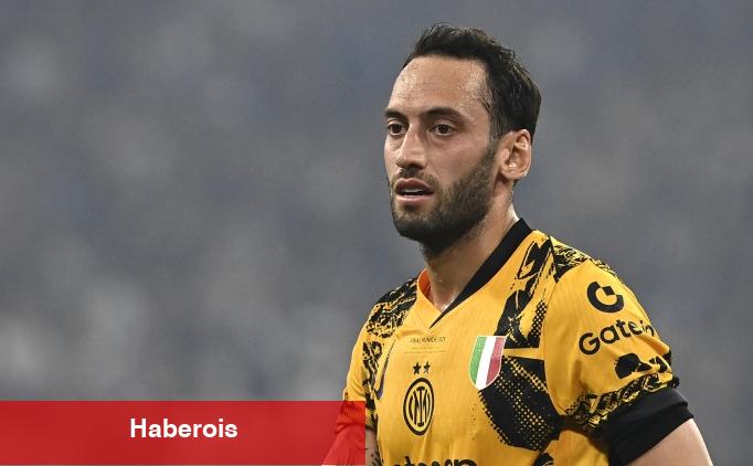 Galatasaray'da Hakan Çalhanoğlu transferinde sürpriz formül! - Haberois Galatasaray'da Hakan Çalhanoğlu transferinde sürpriz formül!