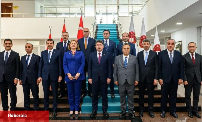 HSK yeni üyeleriyle birinci toplantısını yaptı - Haberois HSK yeni üyeleriyle birinci toplantısını yaptı
