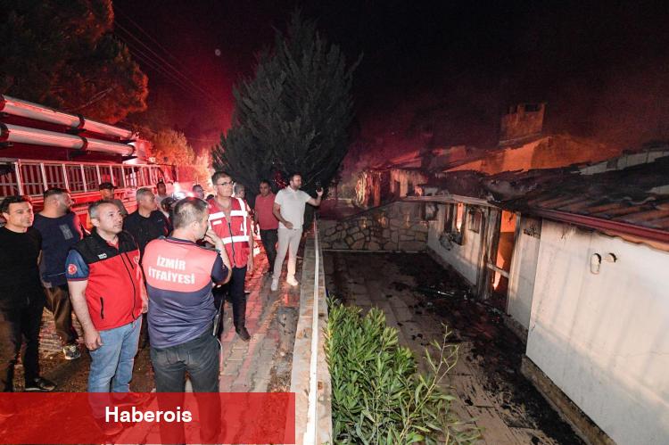 İzmir’de yangın kâbusu! 20 mesken yandı, takımlar seferber oldu