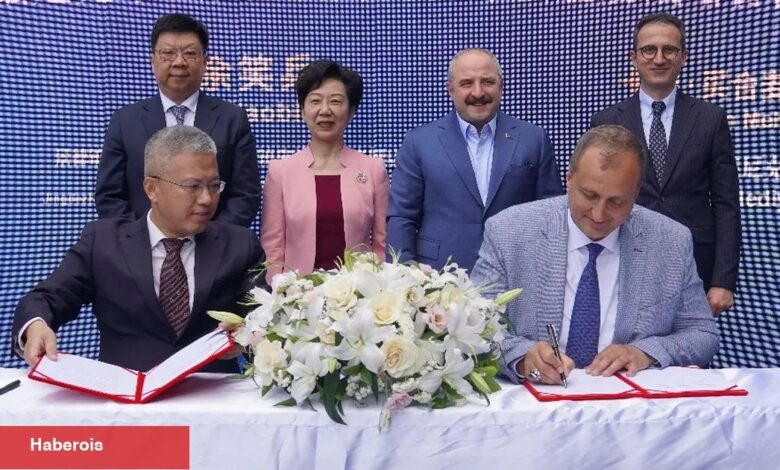 İznik ve Jingdezhen ortasında tarihi iş birliği... Seramik Sanayi Birliği İstanbul’da imzalandı - Haberois İznik ve Jingdezhen ortasında tarihi iş birliği... Seramik Sanayi Birliği İstanbul’da imzalandı