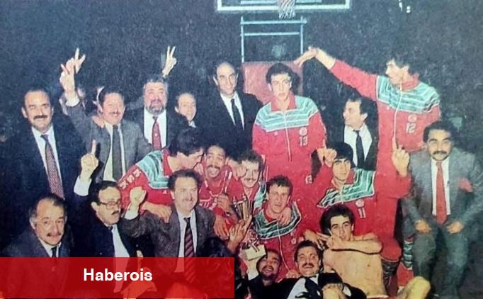 Karşıyakalı gençlerden Yaşar Ailesi'ne davet: "Karşıyaka sizinle yaşar" - Haberois Karşıyakalı gençlerden Yaşar Ailesi'ne davet: "Karşıyaka sizinle yaşar"