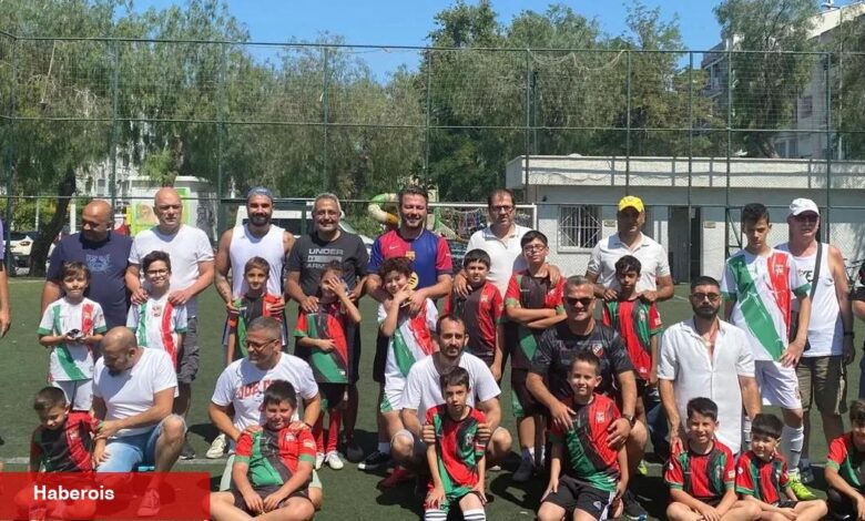 Klâsik “Babalar Günü” maçında minikler galip geldi - Haberois Klâsik “Babalar Günü” maçında minikler galip geldi