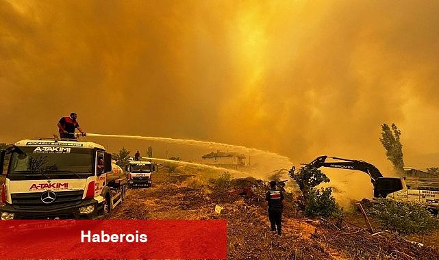 Kocaeli Büyükşehir, komşu Sakarya'nın yardımına koştu; Büyükşehir A Ekibi alevlerin ortasında - Haberois Kocaeli Büyükşehir, komşu Sakarya'nın yardımına koştu; Büyükşehir A Ekibi alevlerin ortasında
