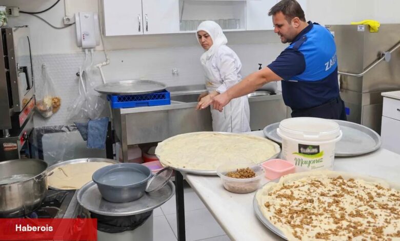 Konya Meram'da fahiş fiyat ve hijyene geçit yok! - Haberois Konya Meram'da fahiş fiyat ve hijyene geçit yok!