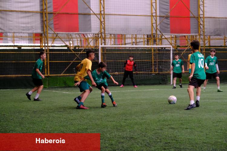 Konya'da Lider Altay’dan yaz spor okulları için 28 ilçeye davet
