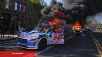 Los Angeles'taki hudut protestoları sürat kesmiyor - Haberois Los Angeles'taki hudut protestoları sürat kesmiyor