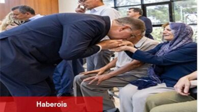 Merhum Lider Zeyrek'in ailesi ile CHP Lideri Özel taziyeleri kabul etti - Haberois Merhum Lider Zeyrek'in ailesi ile CHP Lideri Özel taziyeleri kabul etti