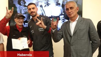 Merih Demiral: "Bozkurt pozunu Aziz Sancar istedi" - Haberois Merih Demiral: "Bozkurt pozunu Aziz Sancar istedi"