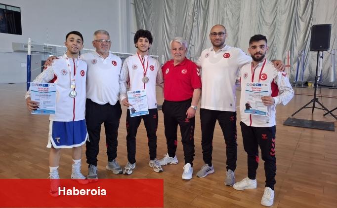 Milli boksörler, Gürcistan'daki turnuvada 5 madalya aldı - Haberois Milli boksörler, Gürcistan'daki turnuvada 5 madalya aldı