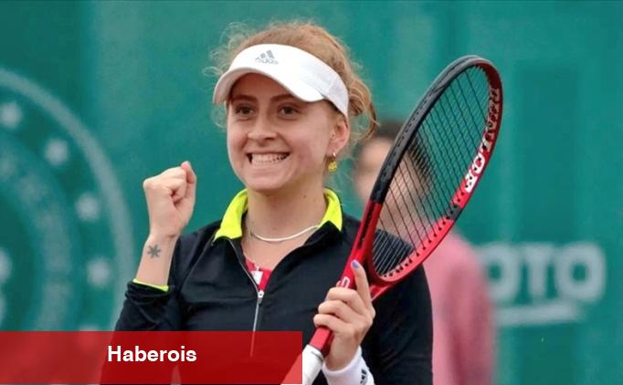 Milli tenisçi Berfu Cengiz, Wimbledon'a elemelerin ilk turunda veda etti
