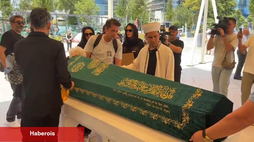 Nihal Candan son seyahatine uğurlandı! Annesinin feryadı yürek yaktı