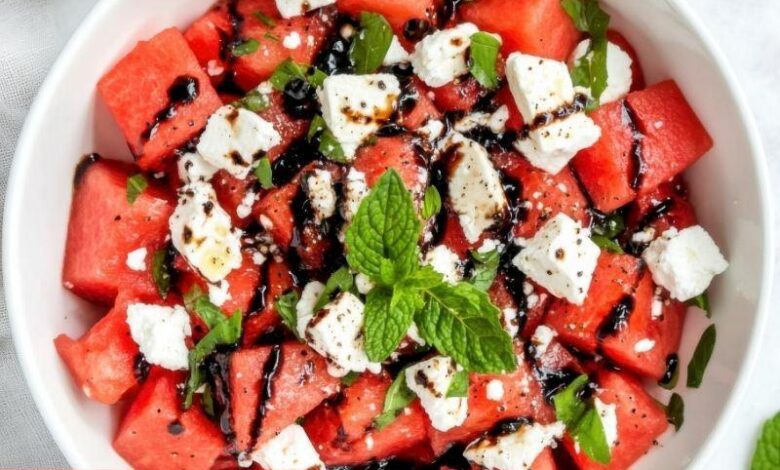 Peynirli Karpuz Salatası