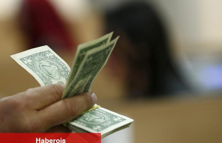 PİYASAYA BAKIŞ-Dolar, euro karşısında 7 haftanın en düşük düzeyini gördü - Haberois PİYASAYA BAKIŞ-Dolar, euro karşısında 7 haftanın en düşük düzeyini gördü