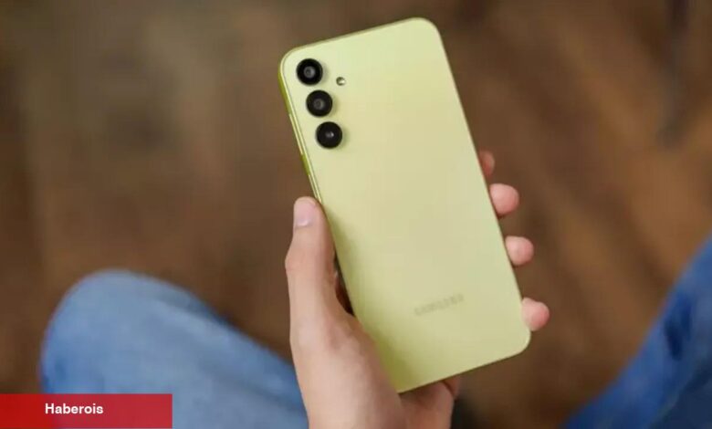 Samsung A serisinde güncelleme alacak aygıtlar netleşti! - Haberois Samsung A serisinde güncelleme alacak aygıtlar netleşti!