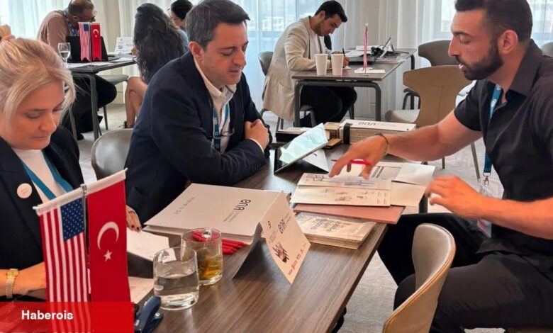 Türk mobilyası Şikago’da fırtına estirdi