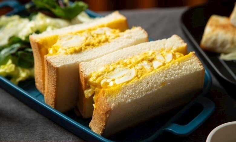 10 Dakikada Sofrada: Tavada Yumurtalı Tost Tanımı
