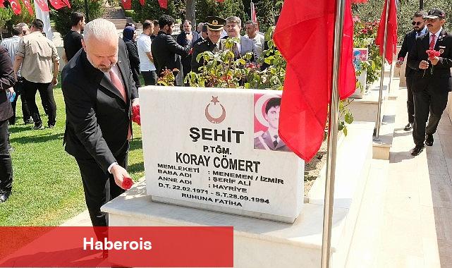 15 Temmuz şehitleri Menemen'de merasimle anıldı - Haberois 15 Temmuz şehitleri Menemen'de merasimle anıldı
