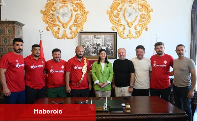 664. Kırkpınar Yağlı Güreşleri Başpehlivanı Orhan Okulu, memleketi Antalya'ya gitti - Haberois 664. Kırkpınar Yağlı Güreşleri Başpehlivanı Orhan Okulu, memleketi Antalya'ya gitti