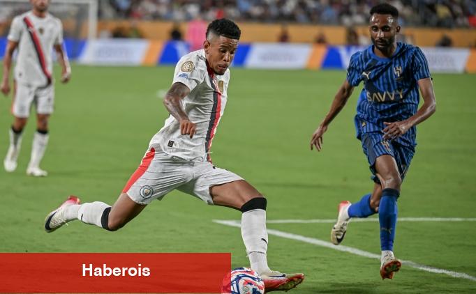 7 gollü maçta zafer Al-Hilal'in - Haberois 7 gollü maçta zafer Al-Hilal'in