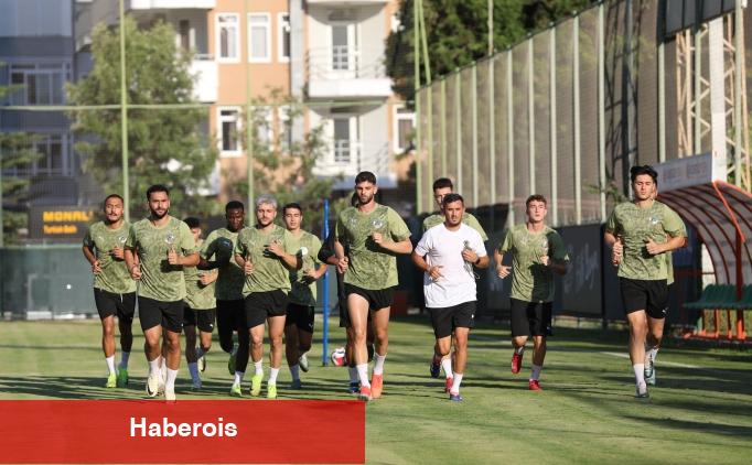 Alanyaspor, kadrosuna kattığı 2 genç futbolcu ile sözleşme imzaladı - Haberois Alanyaspor, kadrosuna kattığı 2 genç futbolcu ile sözleşme imzaladı