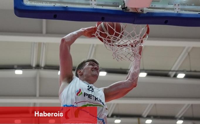 Aliağa Petkimspor, Roberts Blumbergs'i takımına kattı