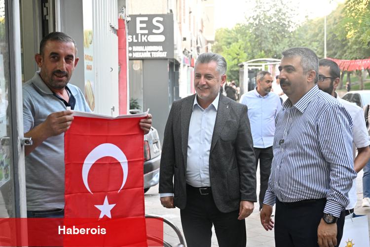 Bursa Yıldırım’da 15 Temmuz coşkusu bayraklarla yaşandı