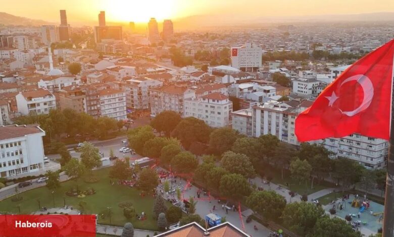 Bursa Yıldırım’da 15 Temmuz coşkusu bayraklarla yaşandı