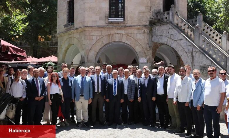 Bursa'da turizm atılımı... Hanlar Bölgesi dünyaya açılacak... Turizmin geleceğini birlikte şekillendireceğiz - Haberois Bursa'da turizm atılımı... Hanlar Bölgesi dünyaya açılacak... Turizmin geleceğini birlikte şekillendireceğiz