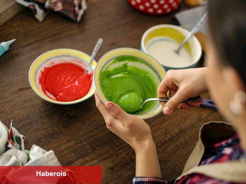 Çin'de 'yenmeyen boya' skandalı! 233 öğrenci zehirlendi