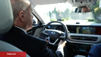 Cumhurbaşkanı Erdoğan, Togg T10F Sedan modelini test etti... Erdoğan Togg T10F'nin direksiyonunda
