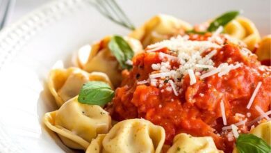Domates Soslu Tortellini Tanımı