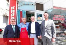 Düğüne gitti, proje inceledi, vatandaşla sohbet etti