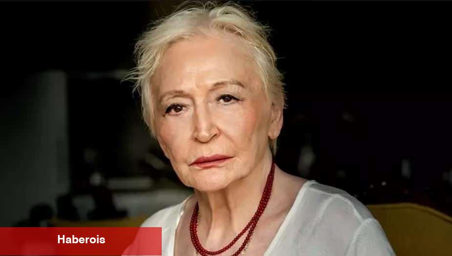 Edebiyatçı Pınar Kür hayatını kaybetti!
